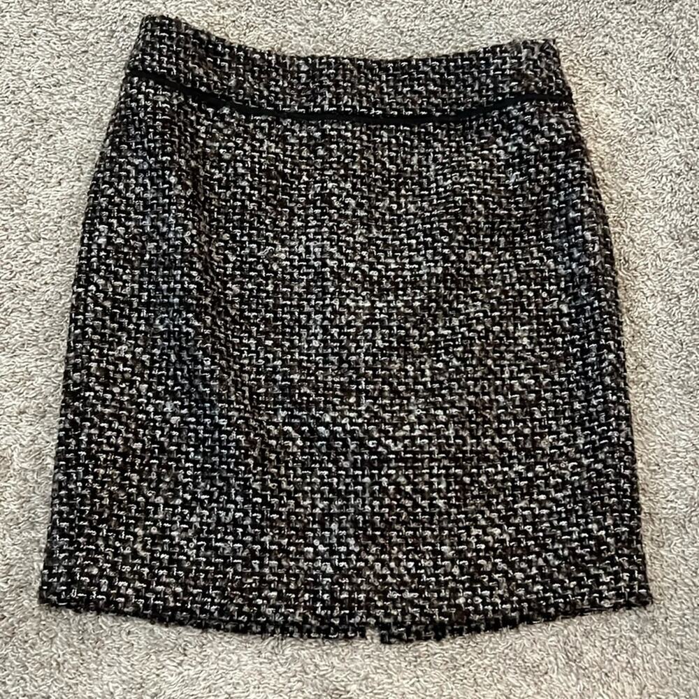 NWT $118 Ann Taylor mini skirt size 2 XS tweed black lined preppy classic office